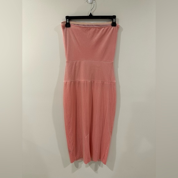 Norma Kamali Pink Velvet Strapless Dress - Picture 5 of 12